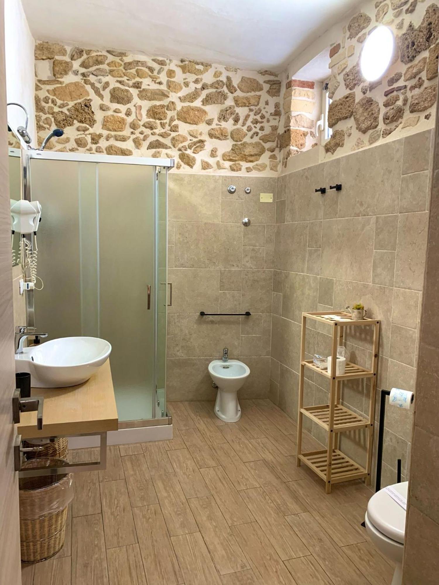 B&B Vinci Noto Eksteriør billede